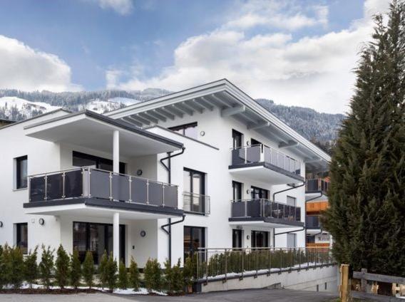 フューゲンZillertal Juwelアパートメント エクステリア 写真